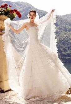 Pronovias 