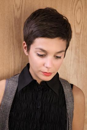 Pixie Makeup on Smooth Pixie Cut   Quick   Easy Hairstyles