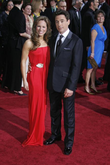 Robert Downey Jr and wife Susan Downey at the 2009 Oscars