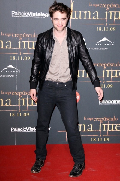 Robert Pattinson New Moon fan party