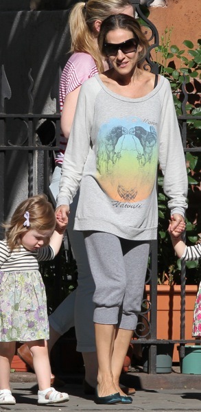 Sarah Jessica parker in sweats