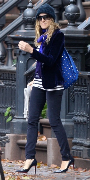 Sarah Jessica Parker in black stilletos