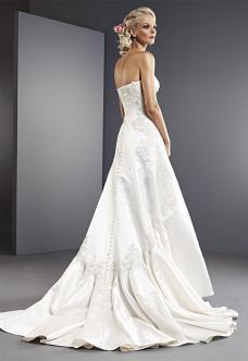 Saison Blanche Boutique 