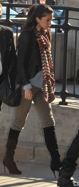 Selena Gomez in boots