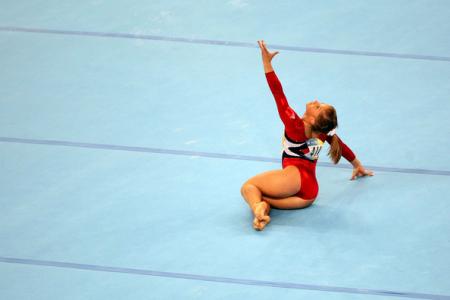Shawn Johnson Floor Exercise