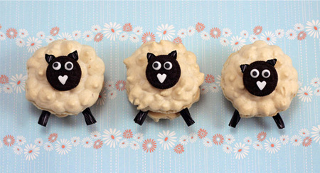 Sheep macarons 