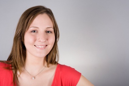 Hairstyles for Round Faces - Long Layers with Slight Wave