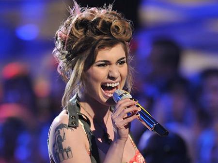 Siobhan Magnus voted off Idol
