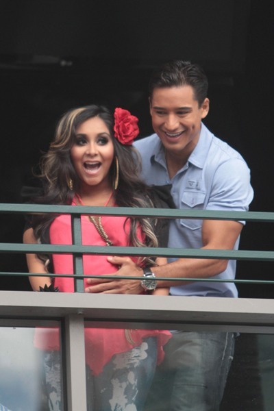Mario Lopez feels Snooki's baby bump