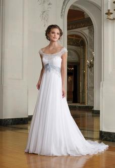 Sophia Tolli 