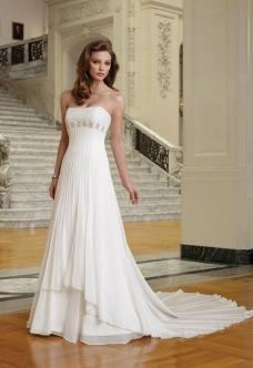 Sophia Tolli 