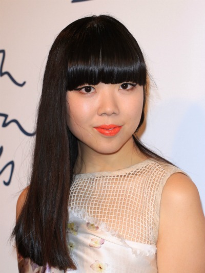 Susannah Lau's one layer look for oblong faces