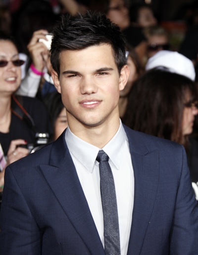 Taylor Lautner at the new Moon premiere