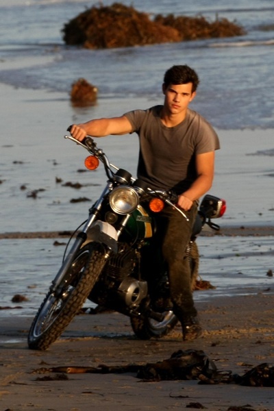 Taylor Lautner Rolling Stone photoshoot