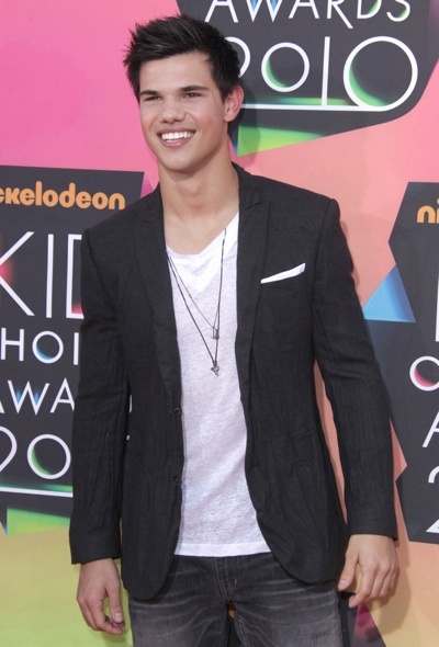 Taylor Lautner 2010 Kids' Choice Awards