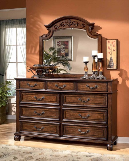 Classic Bedroom Furniture