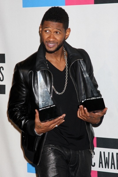 Usher takes it home