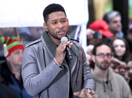 Usher woos the crowd