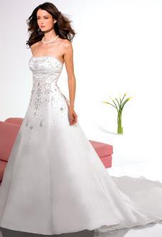 Val Stefani Haute Couture 