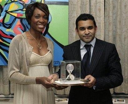 Venus Williams Receives Diamond Encrusted Tennis Ball