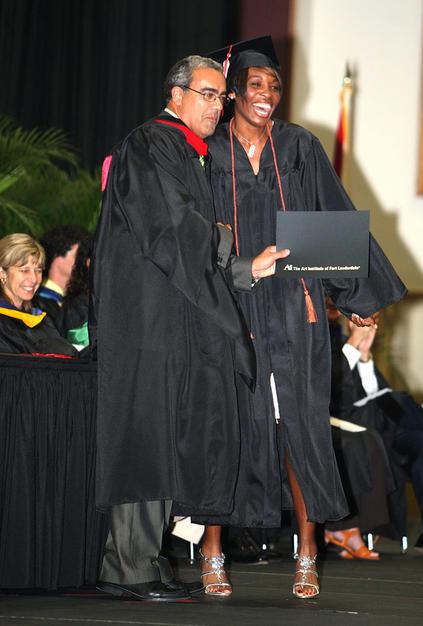 Venus Williams Gets Her Degree