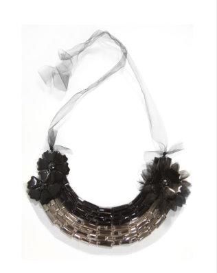 Vera Wang Lavendar Label necklace
