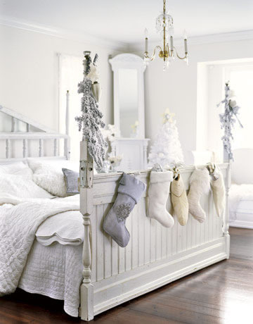 White holiday bedroom