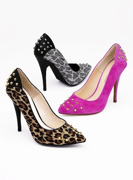 Stud Pumps