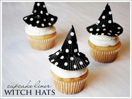 Cupcake liner witch hats
