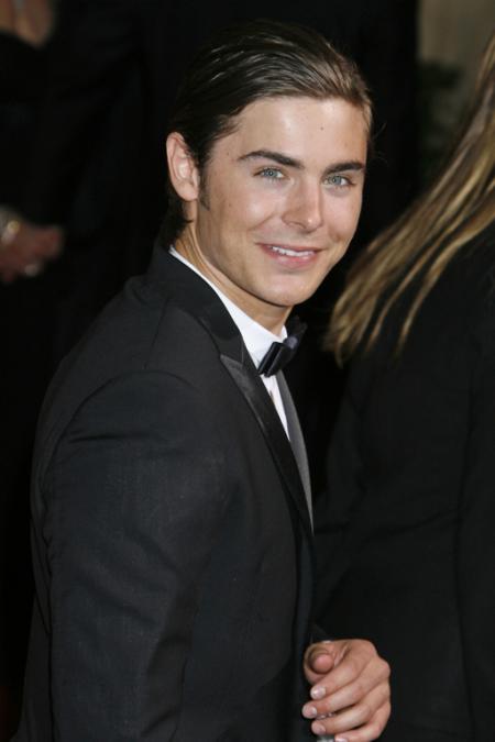 Zac Efron at the 2009 Oscars