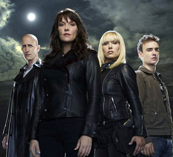 Amanda Tapping - <i>Sanctuary</i> cast