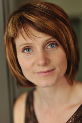 Easy Fast Hairdos on Textured Tapered Bob   Quick   Easy Hairstyles