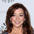 Alyson Hannigan?s simple sexy long hairstyle