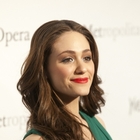 Emmy Rossum’s gorgeous, brunette hairstyle