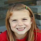 Girls hair - Long, straight hair, side part, with clip