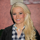 Holly Madison’s glamorous, side-swept hairstyle