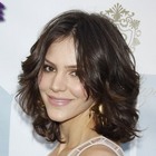 Katharine McPhee’s gorgeous, brunette hairstyle