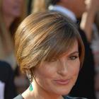 Mariska Hargitay's Short Layered Hairstyle