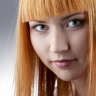 Red hair - Blunt bangs