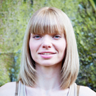 Medium hair - Long bob with full bangs