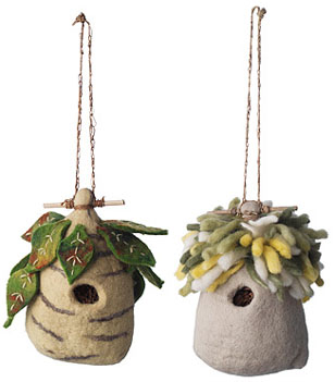 Felt birdhouses