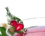 Image of Spiced Cranberry Sangria, SheKnows