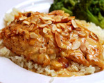 Almond Chicken Baked in Cream