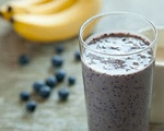 Blueberry and Banana Smoothie with Flax Seed