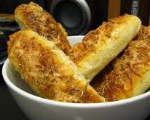 Fast Cheesy Bread Sticks