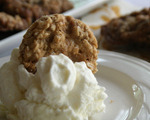 Chewy Toffee Oatmeal Cookies