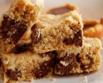 Chocolate Chunk Oat Bars
