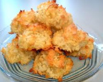 Chewy Coconut Macaroons