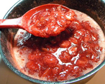 Homemade Strawberry Syrup with Fresh Strawberries