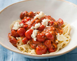 Linguini with Chunky Tomato Sauce and Blue Cheese